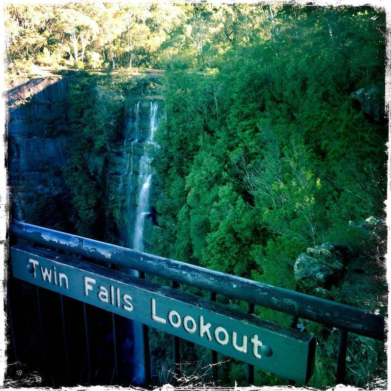 Twin Falls Bush Cottages Fitzroy Falls الغرفة الصورة